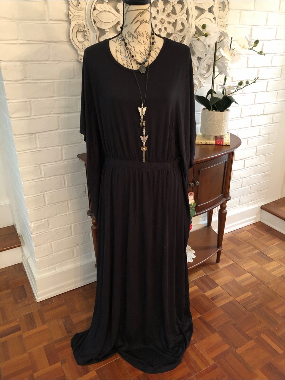 LIBBY EDELMAN Black Maxi Dress/Caftan with Gathered Waist